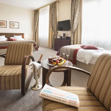 Hotel Devin 4*